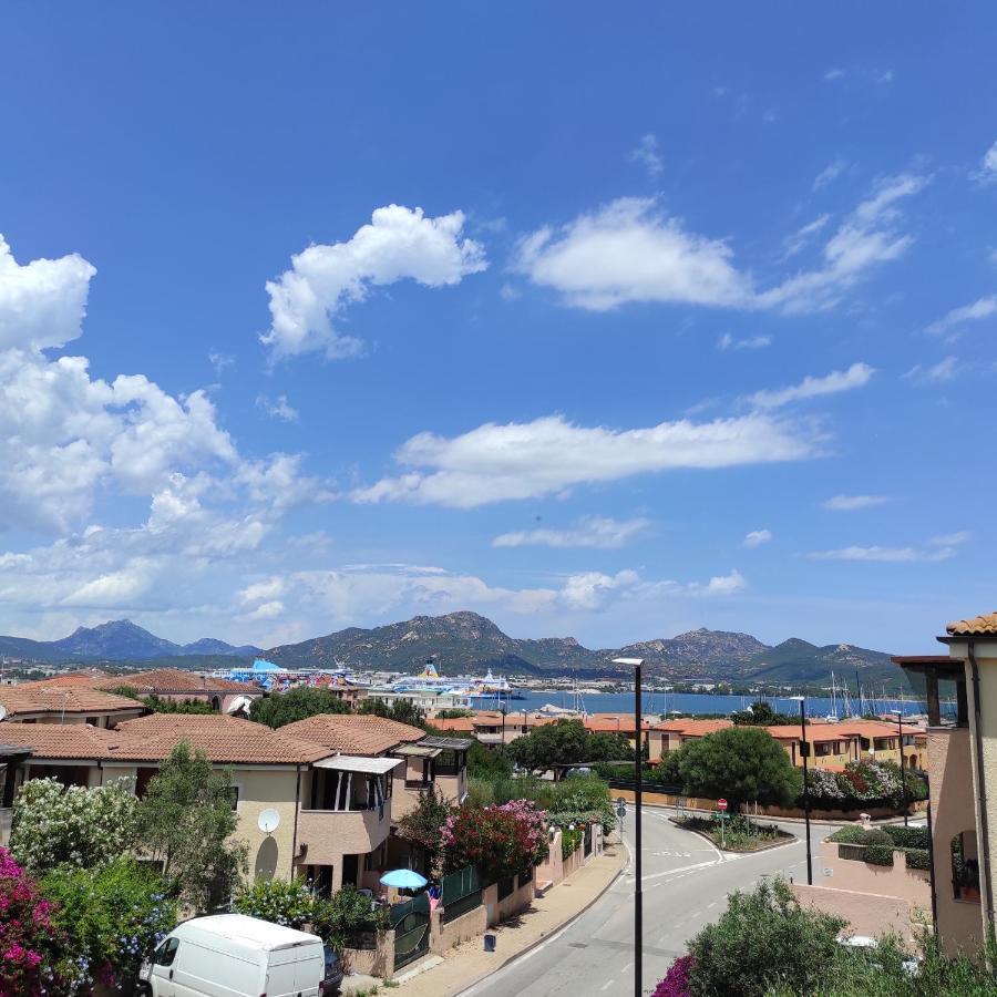 Vista Mare Olbia Bed and Breakfast Exteriör bild